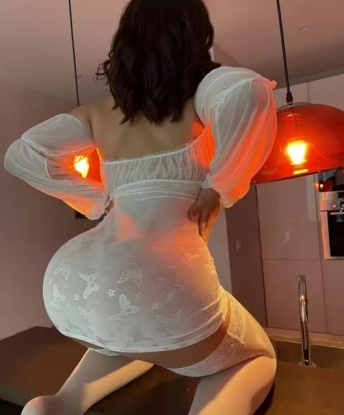 👠 Со мной ты окунешься в мир наслаждений, где твои фантазии станут реальностью. Я нежная и опытная, знаю, как доставить настоящее удовольствие и уют. 💋 В моих услугах есть всё – от массажа и стриптиза до разнообразных игр и поз, которые будут дарить тебе невероятное удовольствие. 🌟 Позволь себе расслабиться и забыть о повседневных заботах – со мной ты сможешь насладиться каждой минутой. Каждая встреча со мной – это воплощение твоих самых сокровенных желаний. 💦 Давай создадим незабываемые воспоминания вместе! 🌈 Жду в гости, чтобы ты ощутил неповторимую и сладкую ласку... Ксения